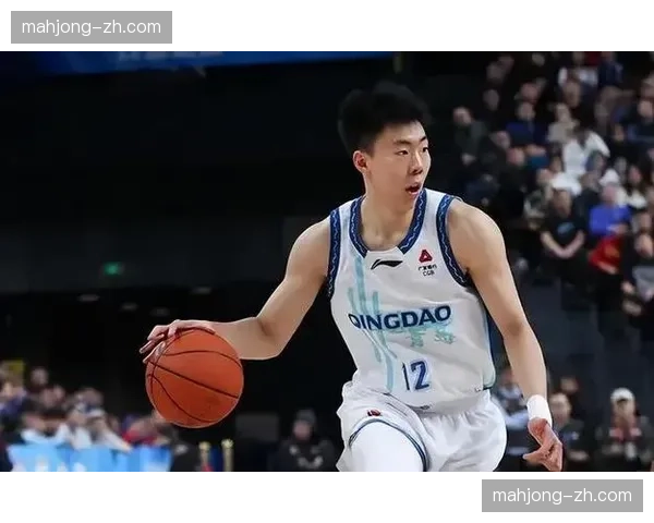 青岛队年轻球员挑大梁 段昂君外线手感火热